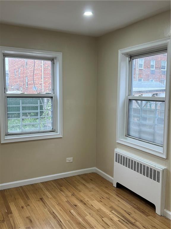 Building Photo - 1291 E 92nd St