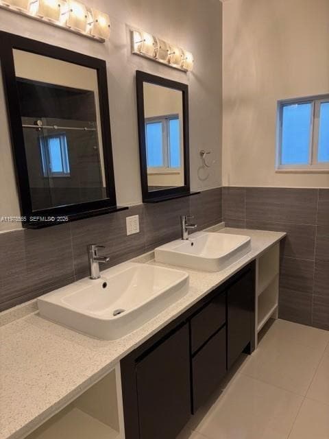 Building Photo - 4321 SW 99th Ct