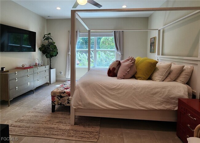 Building Photo - 7004 Mistral Wy