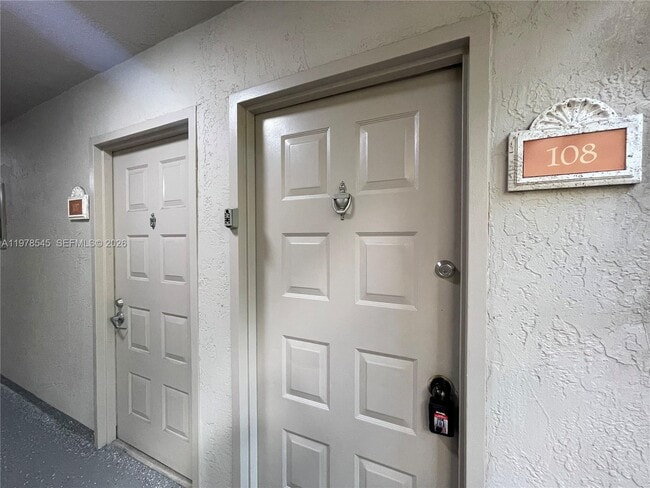 Building Photo - 8323 Lake Dr