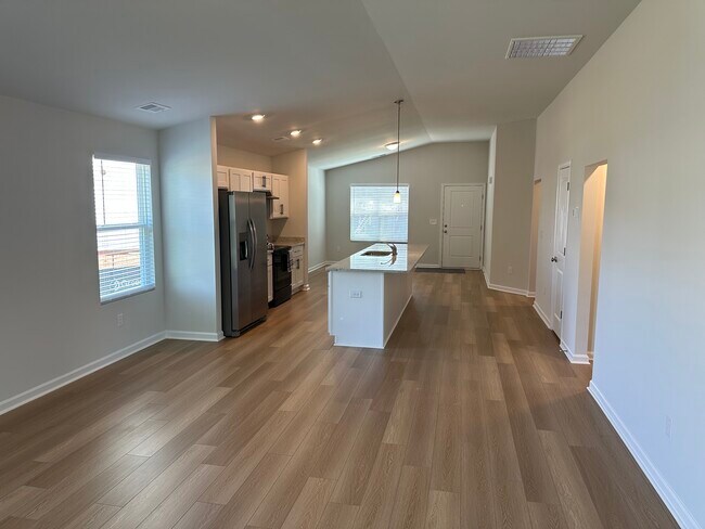 Building Photo - 7262 Heirloom Ln