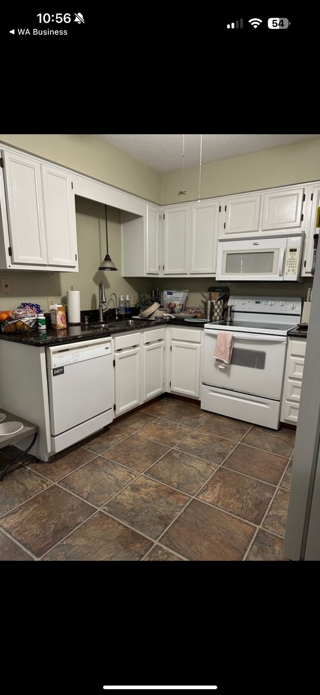 Building Photo - 4512 Emmit Dr