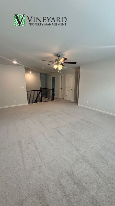 Building Photo - 5295 Blue Mountain Ln