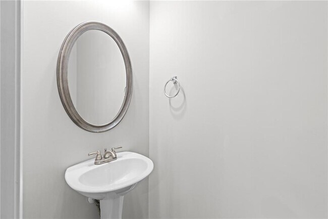 Building Photo - 1925 Wheylon Dr