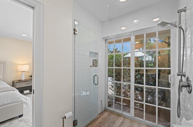 Building Photo - 1401 Hummingbird Dr