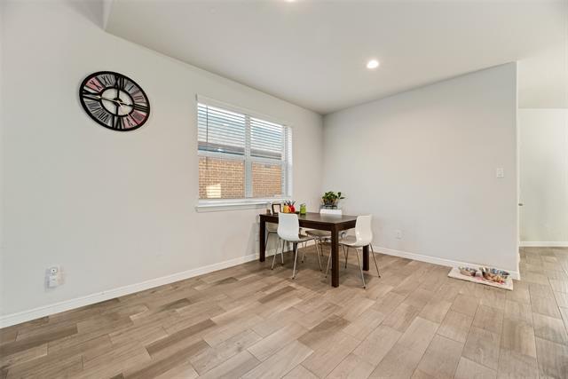 Building Photo - 1312 Canary Ln