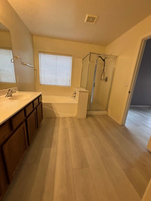 Building Photo - 3464 S Moccasin Trail