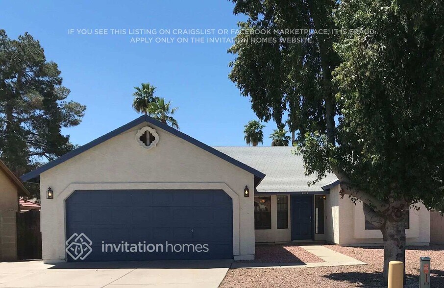 Primary Photo - 8833 W Windsor Ave