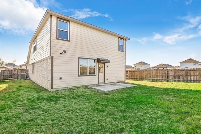 Building Photo - 4326 Chester Forest Ct