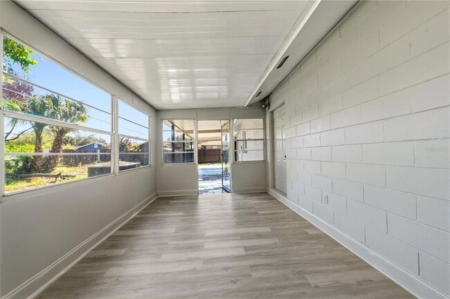 Building Photo - 618 Jupiter Way