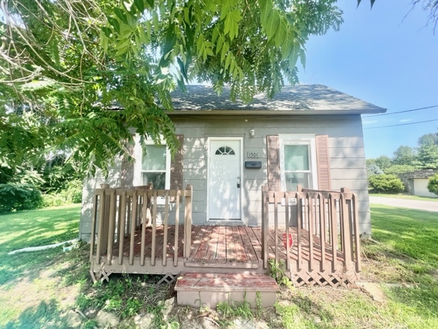 Primary Photo - 1501 N Main St