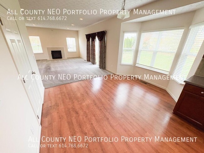 Building Photo - 2919 Woodstone Dr