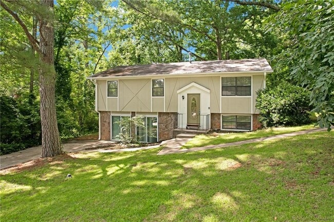 Primary Photo - 4690 Big Valley Ct