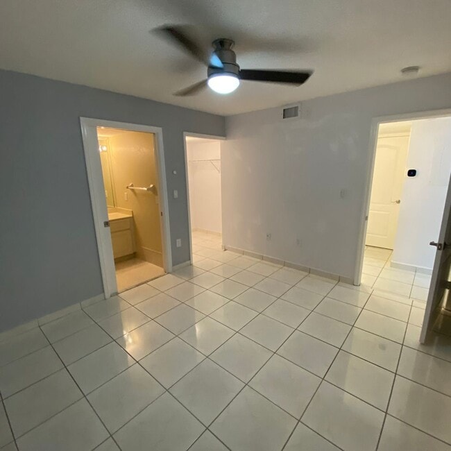 Building Photo - 17324 NW 74th Ave