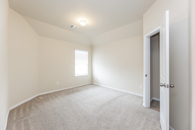 Building Photo - 24922 Scarlatti Cantata Dr