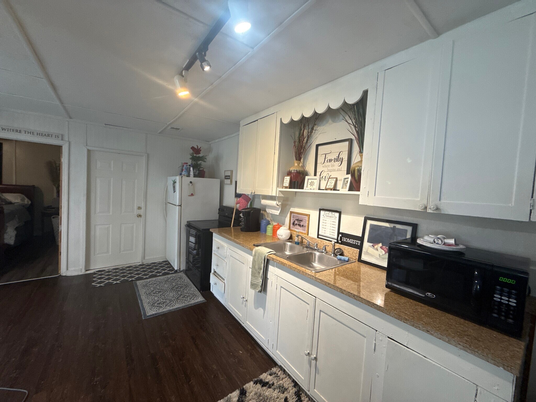 Building Photo - 313 Sage Tree Ct