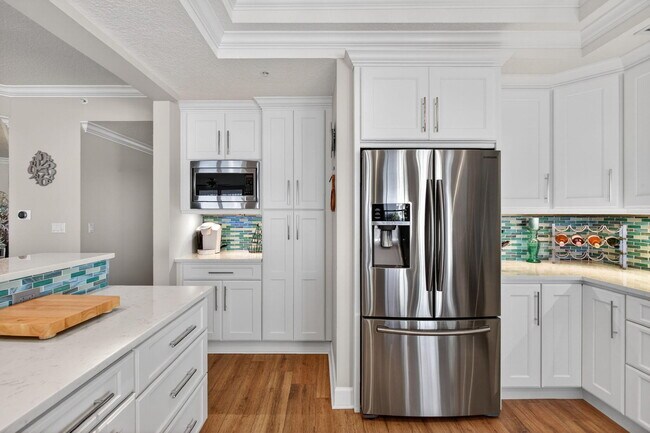 Building Photo - 221 Ocean Grande Blvd