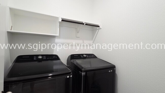 Building Photo - 12976 Rockham Ln