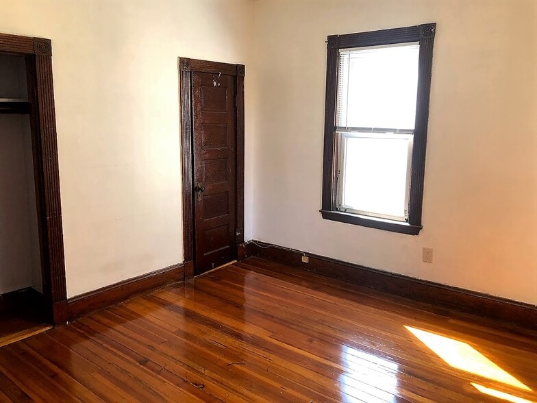Building Photo - 28 Litchfield St