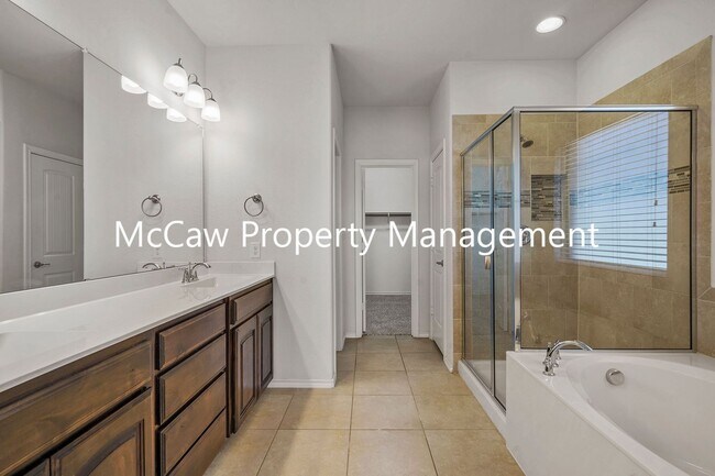 Building Photo - Beautiful 3/2/2 in Northlake!