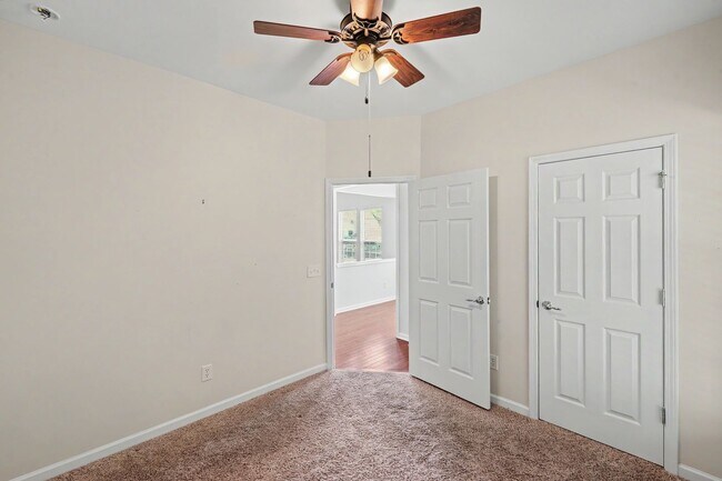 Building Photo - Beautiful 2BR Home in Sun City Carolina Lakes 55+ Community