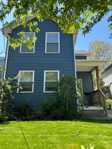 Building Photo - 2484 W 5th St