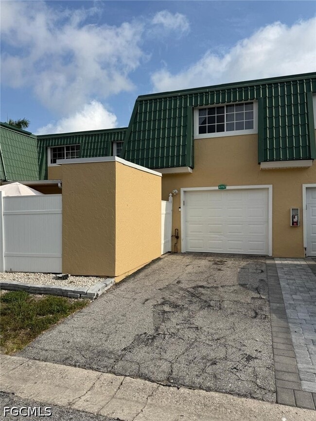 Building Photo - 4797 Albacore Ln