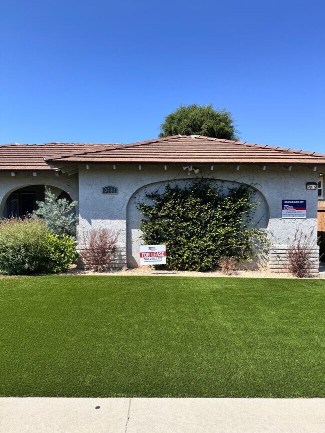 Building Photo - 3781 Green - Grn