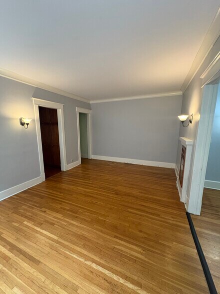 Building Photo - 114 Ashland Ave