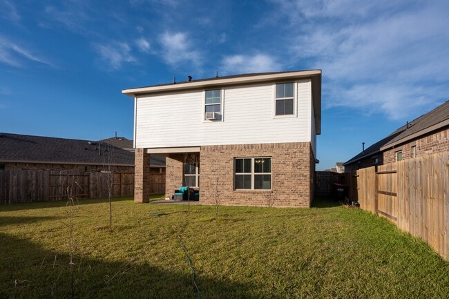 Building Photo - 409 Aurora Creek Ln