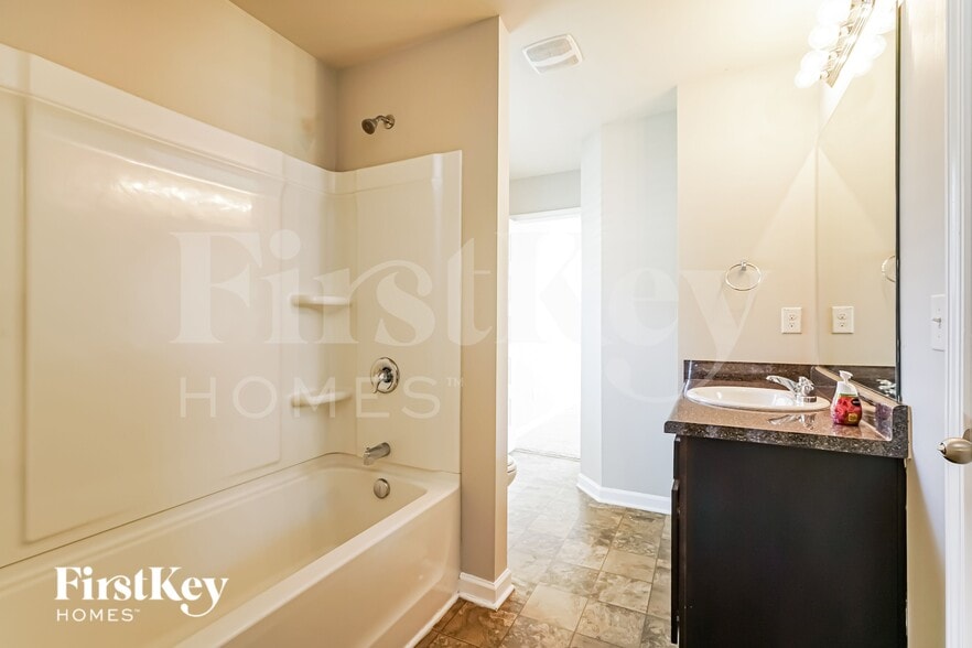 Building Photo - 1513 Culpepper Ln