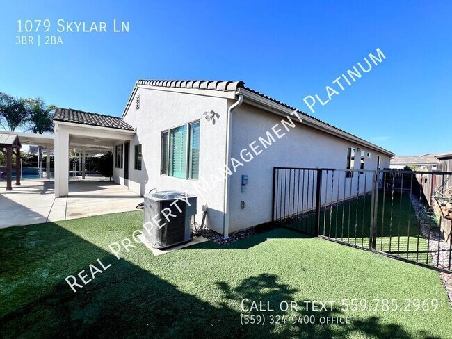 Building Photo - 1079 Skylar Ln