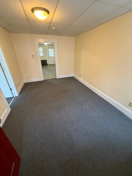 Building Photo - 11 Gilbride Ter