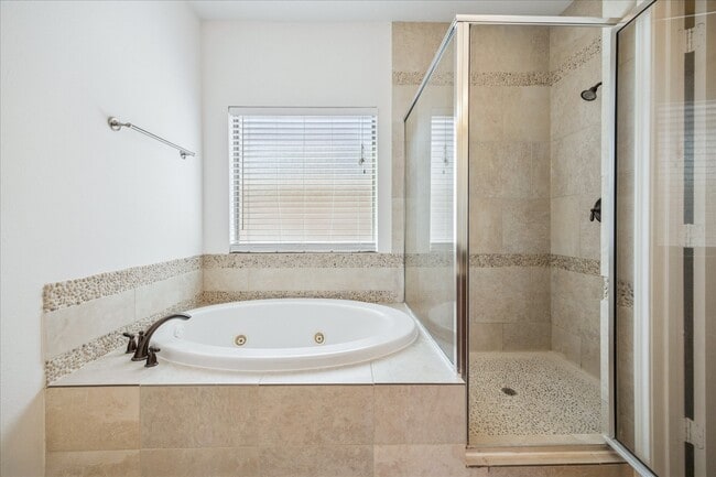 Building Photo - 5210 Petty St