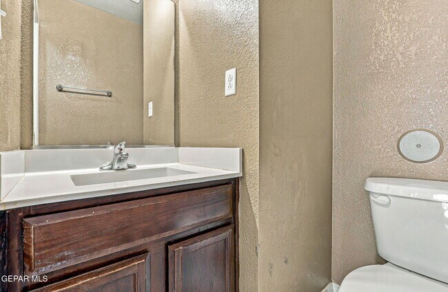 Building Photo - 12121 Zavi Ln