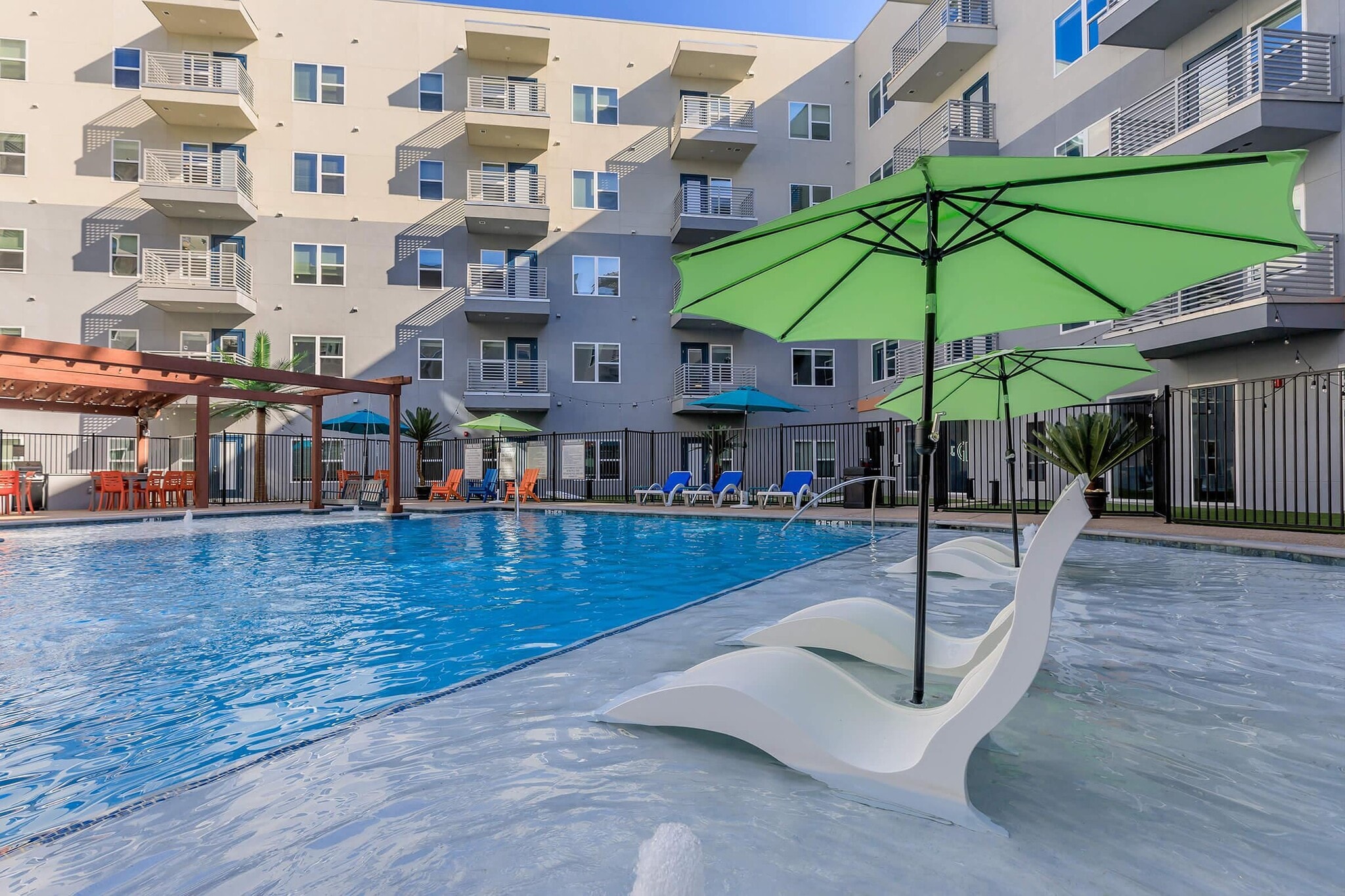 Building Photo - 2422 S Carrier Pkwy