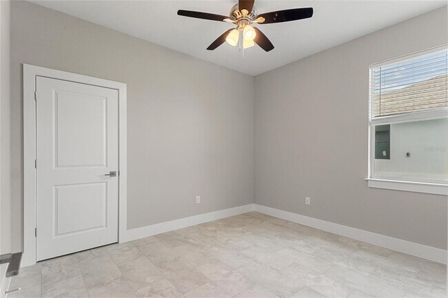 Building Photo - 1251 Dustin Rd