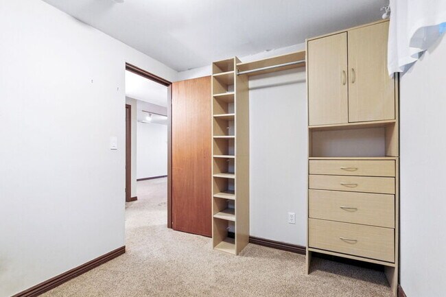 Building Photo - 1761 S Filbert Ct