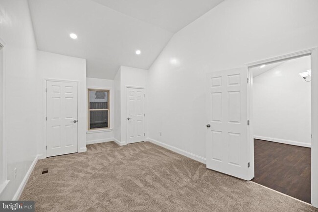 Building Photo - 7213 Tyler Ave