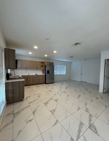 Building Photo - 17175 NW 41st Ave