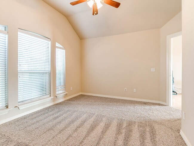 Building Photo - 2724 Busheywood Dr