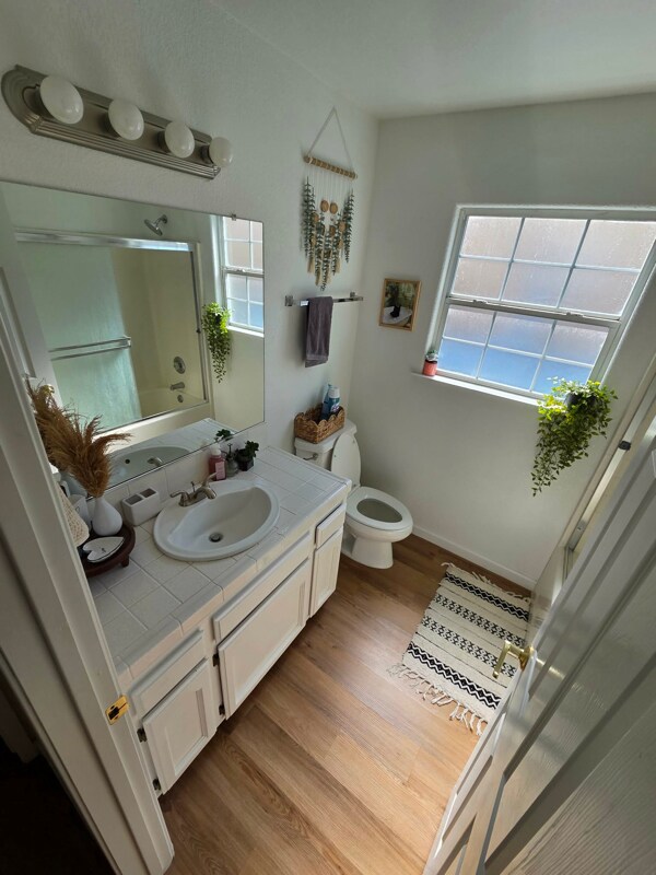 Building Photo - 455 Westgate Pl