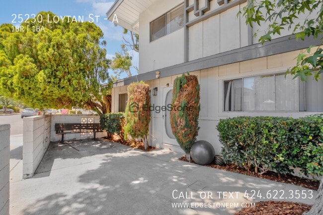 Building Photo - 25230 Loytan St
