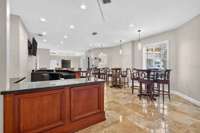 Building Photo - 555 5th Ave NE