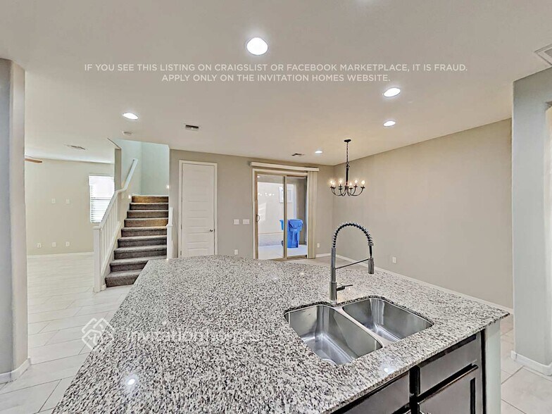 Building Photo - 2263 S Agnes Ln