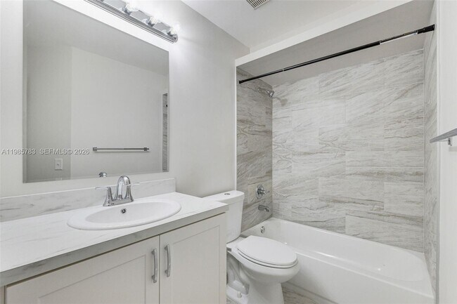 Building Photo - 15750 SW 92nd Ave