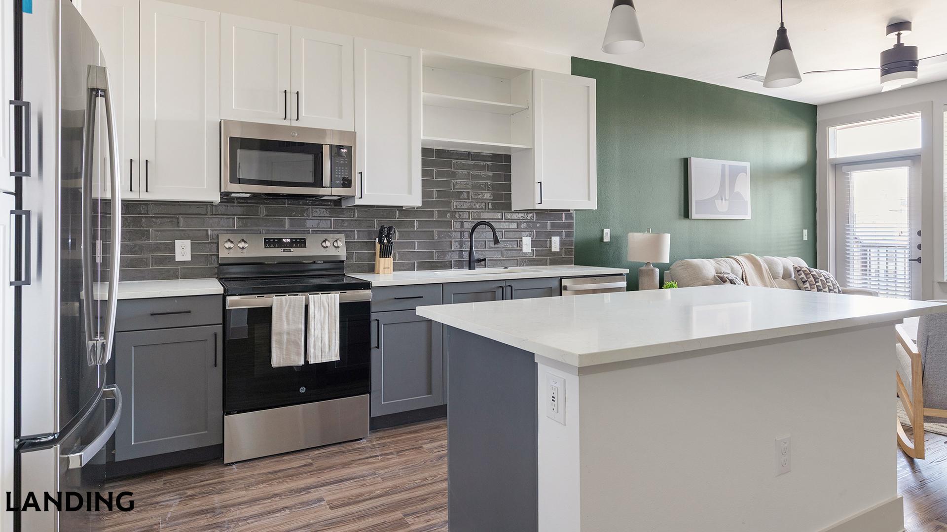 Building Photo - 18111 La Cantera Terrace