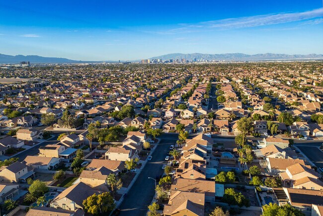 Building Photo - 9555 Malvasia Ct