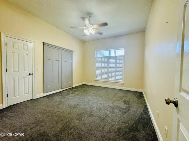 Building Photo - 100 Palm Bay Blvd