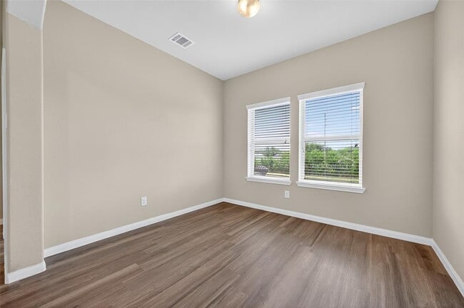 Building Photo - 3843 Briar Water Ct
